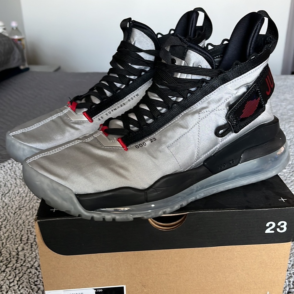 Air Jordan Proto-Max 720 - Picture 2 of 4